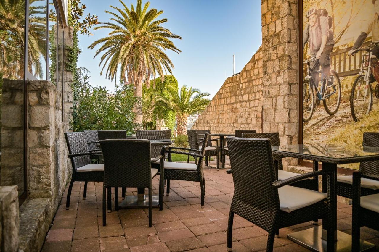 Hotel International Rab Town Dış mekan fotoğraf