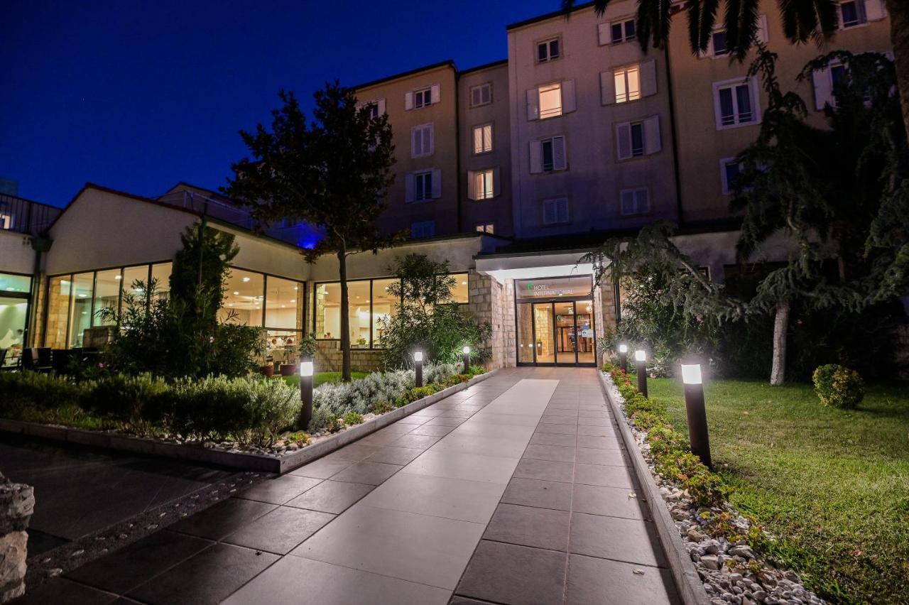 Hotel International Rab Town Dış mekan fotoğraf