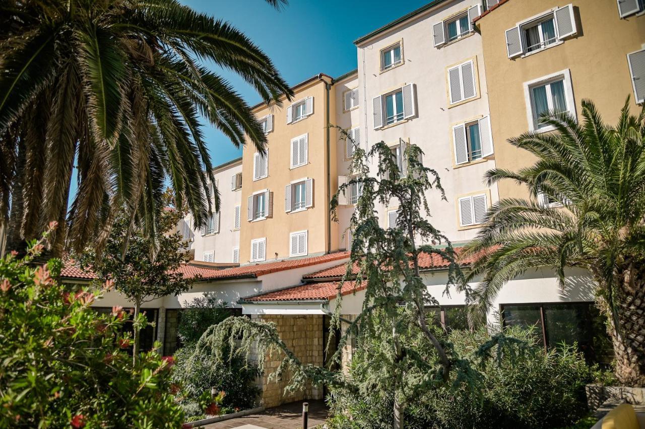 Hotel International Rab Town Dış mekan fotoğraf