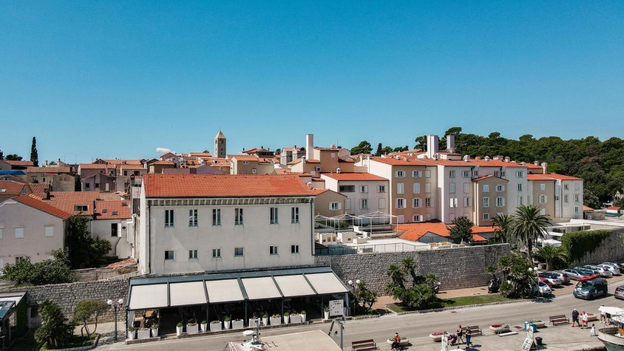 Hotel International Rab Town Dış mekan fotoğraf