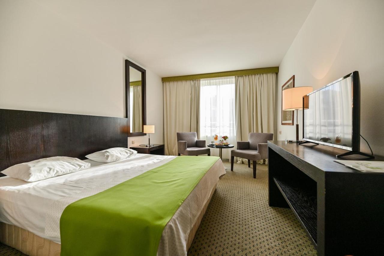 Hotel International Rab Town Dış mekan fotoğraf