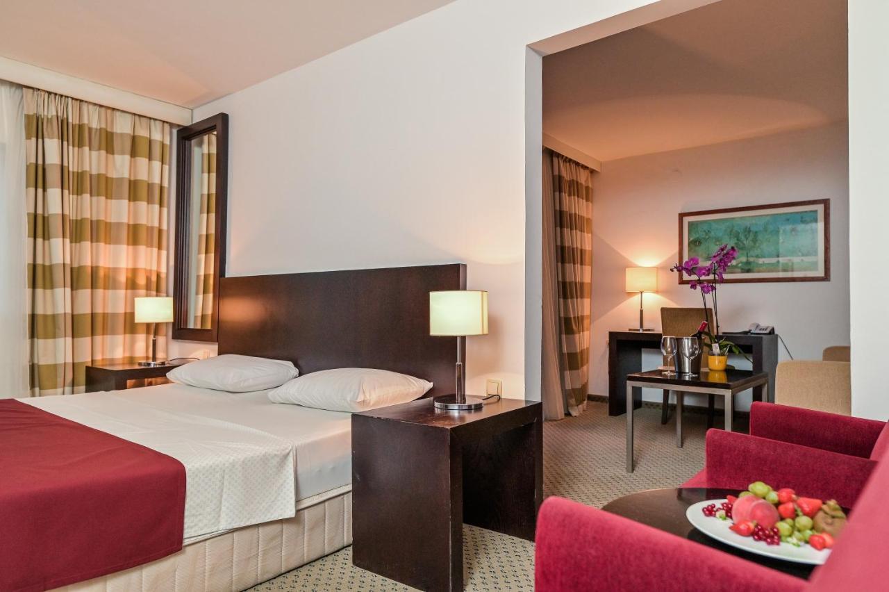 Hotel International Rab Town Dış mekan fotoğraf